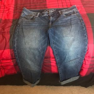 Medium/Dark wash Capri shorts